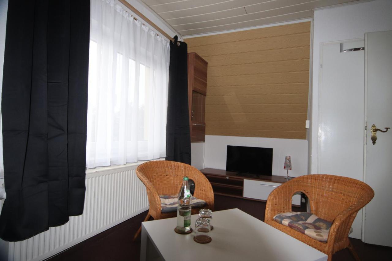 Ruhige Wohnung Mit Terrasse Nur 5 Minuten Zur Mueritz Marienfelde المظهر الخارجي الصورة